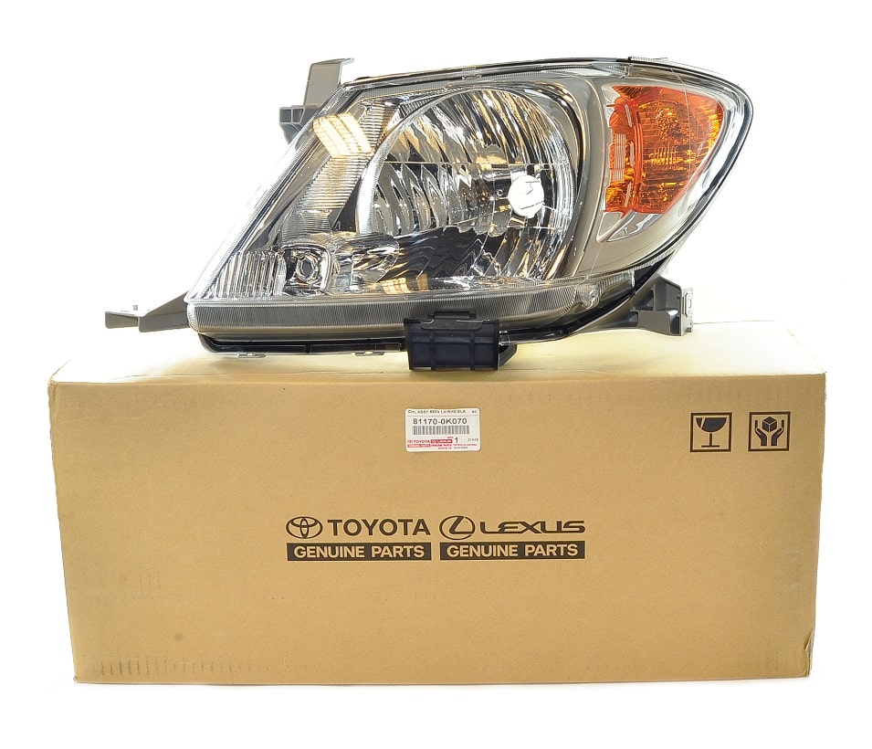 Genuine Toyota Left Hand Headlamp 81170-0K070 | Hilux Pickup KUN25
